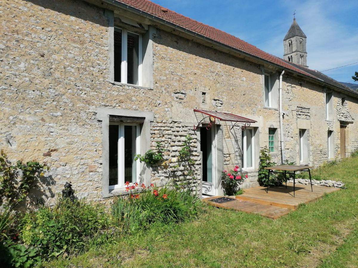 Maison Renovee En Pierres Sejour Spacieux Avec Jardin Et Terrasse Amenagee Pres Omaha Beach & Bayeux A 5Mn De La Mer Tous Commerces Commes Bagian luar foto