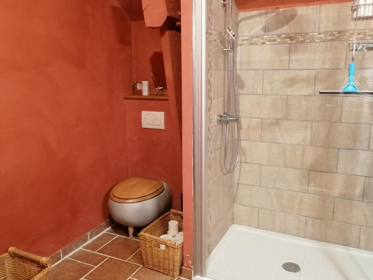 Maison Renovee En Pierres Sejour Spacieux Avec Jardin Et Terrasse Amenagee Pres Omaha Beach & Bayeux A 5Mn De La Mer Tous Commerces Commes Bagian luar foto