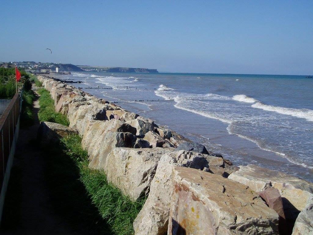 Maison Renovee En Pierres Sejour Spacieux Avec Jardin Et Terrasse Amenagee Pres Omaha Beach & Bayeux A 5Mn De La Mer Tous Commerces Commes Bagian luar foto