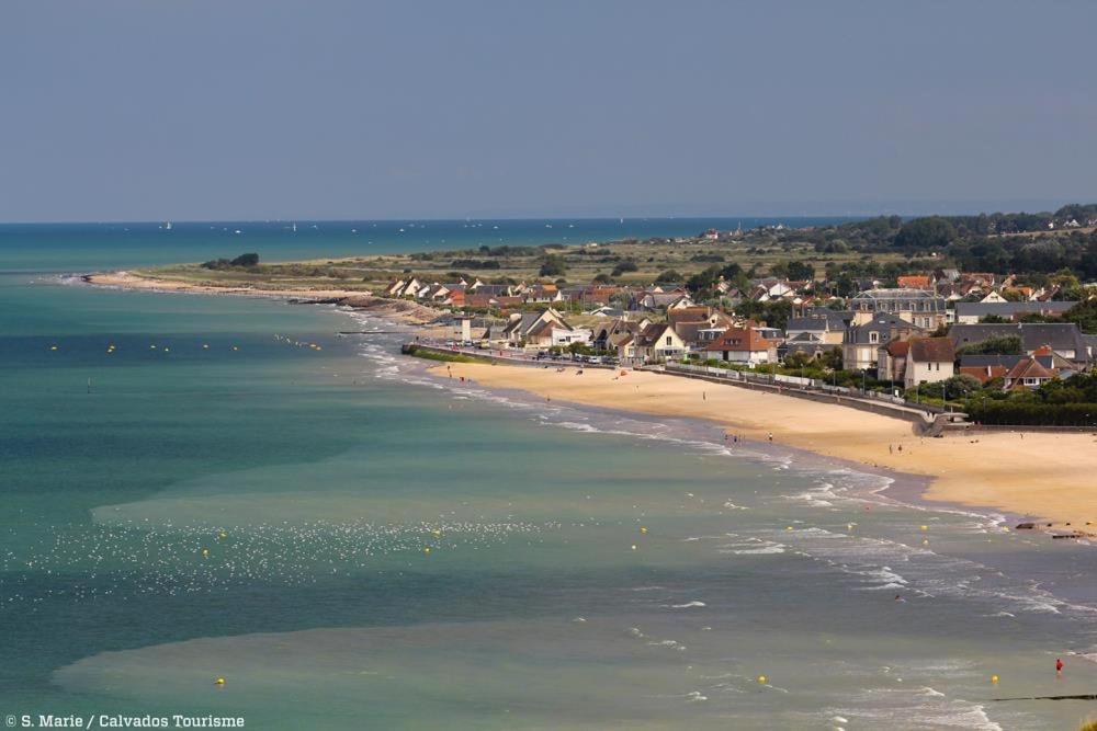Maison Renovee En Pierres Sejour Spacieux Avec Jardin Et Terrasse Amenagee Pres Omaha Beach & Bayeux A 5Mn De La Mer Tous Commerces Commes Bagian luar foto